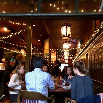 Jupiter - Dining room - Pizza Near Me - Berkeley, California Jupiter - Dining room - Pizza Near Me - Berkeley, California