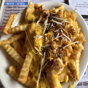 Gulf Island Grill - Hand Cut Bacon & Cheese Taters - Seafood Near Me - Gulf Shores, Alabama Gulf Island Grill - Hand Cut Bacon & Cheese Taters - Seafood Near Me - Gulf Shores, Alabama
