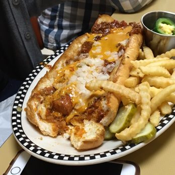 Hwy 66 Diner - Ginormous chili cheese dog, enough for 2 - American Near Me - Catoosa, Oklahoma Hwy 66 Diner - Ginormous chili cheese dog, enough for 2 - American Near Me - Catoosa, Oklahoma