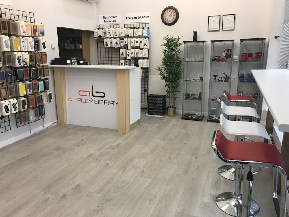 APPLE & BERRY CELLPHONE SERVICES Updated September 2024 14 Photos