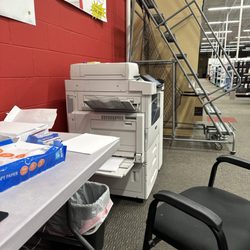 Office Depot - This place is soooooo slow and this machine w not work .
