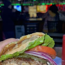 Rocky's Sports and Spirits - Simple classic burger
