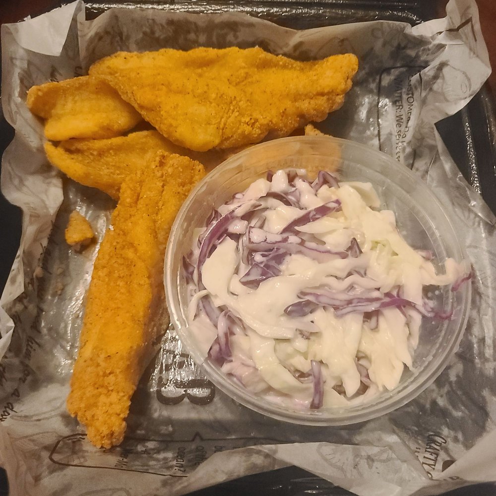 15 bucks for this. Not worth it. They did not even give me tartar sauce come on now that's like obvious with fish 15 bucks for this. Not worth it. They did not even give me tartar sauce come on now that's like obvious with fish