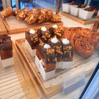 Paris Baguette - Bakeries Near Me - Los Angeles, California Paris Baguette - Bakeries Near Me - Los Angeles, California