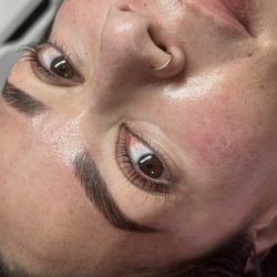 Brow Lamination + hybrid stain & Eyelash Lifting