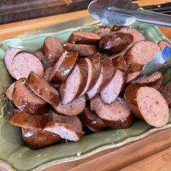 LOVE AND SMOKE BARBECUE - Sausage