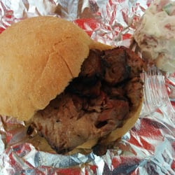 Slow Smoke BBQ - Very juicy brisket!