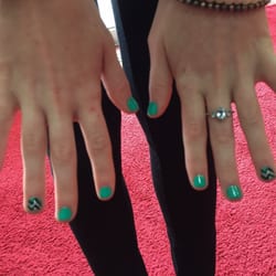Red Nails