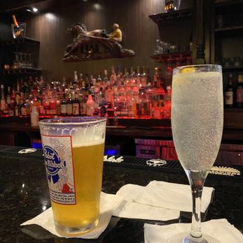 534 Bistro - a glass of beer and a glass of champagne - Cocktail Bars Near Me - Saratoga Springs, New York 534 Bistro - a glass of beer and a glass of champagne - Cocktail Bars Near Me - Saratoga Springs, New York