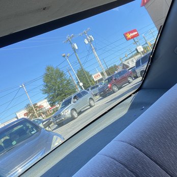 Hardee's - The line is long and we barely moving - Fast Food Near Me - Collinsville, Virginia
