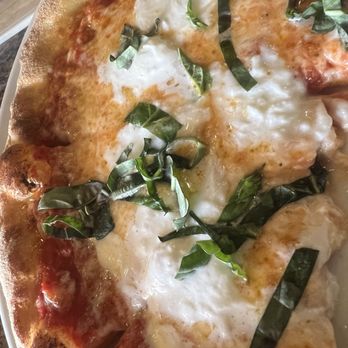 Trattoria del Sole - Margarita pizza - Beer, Wine & Spirits Near Me - Sherman Oaks, California Trattoria del Sole - Margarita pizza - Beer, Wine & Spirits Near Me - Sherman Oaks, California
