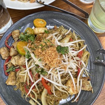 Star Noodle - Singapore Noodles - Asian Fusion Near Me - Lahaina, Hawaii Star Noodle - Singapore Noodles - Asian Fusion Near Me - Lahaina, Hawaii