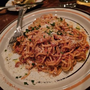 Gabbiano's - Classic Red Sauce Spaghetti! - Italian Near Me - Portland, Oregon