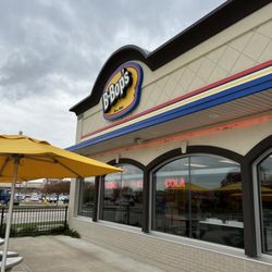 B-Bop's - Outside