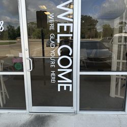 Luxe 38 Cafe & Lounge