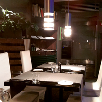 Restaurace Suterén - Tables and bar - Modern European Near Me - Prague, Puerto Rico
