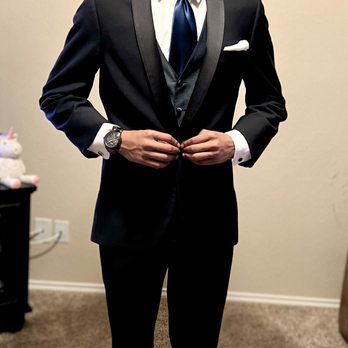 Men's Wearhouse - The Best Man looking debonair!!! - Men's Clothing Near Me - SELMA, Texas Men's Wearhouse - The Best Man looking debonair!!! - Men's Clothing Near Me - SELMA, Texas
