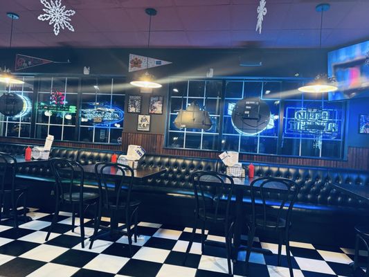 Bar-Bill East by null