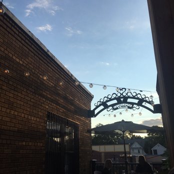 Carte Blanche - Upstairs deck area! - French Near Me - Hamburg, New York
