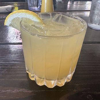 808 OLD TOWN  - Cocktail-Bourbon ,lemon and honey - Hawaiian Near Me - Wailuku, Hawaii