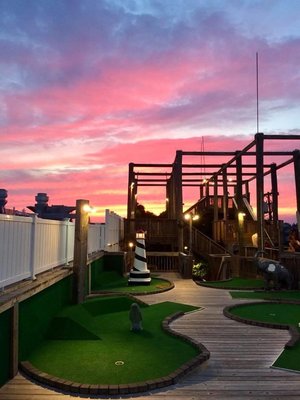 Miniature Golf Club 18 by null