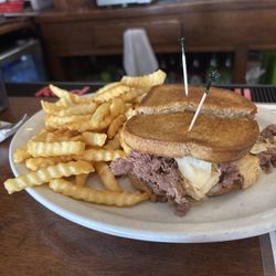 Koke's Tavern - Reuben sandwich
