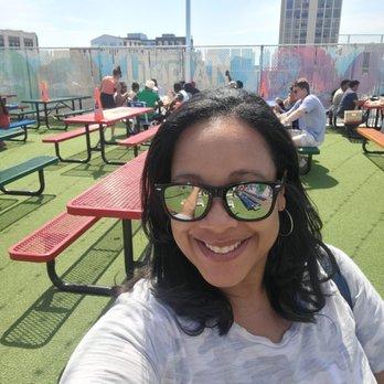 Utopian Tailgate - Old School Picnic Tables - Lounges Near Me - Chicago, Illinois