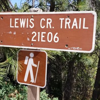 Lewis Creek Trail - Trail head off 41 - Hiking Near Me Lewis Creek Trail - Trail head off 41 - Hiking Near Me