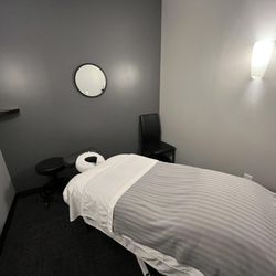 Massage Addict Scarborough Morningside Crossing