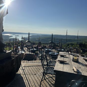 Osage Restaurant - Seafood Near Me - Ridgedale, Missouri