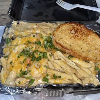 S2 Express Grill - Jerk Chicken and shrimp pasta - New American Near Me - Chicago, Illinois