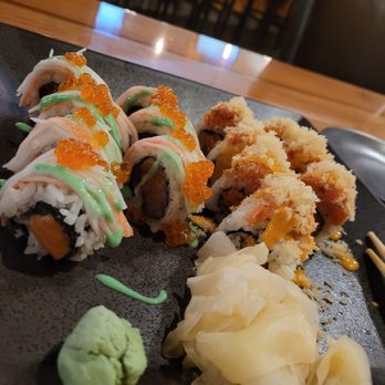 Sake Sushi & Grill - Sushi Bars Near Me - Schaumburg, Illinois