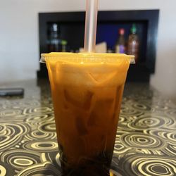 Pho Eva - Thai tea with boba