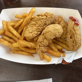 Cedar Grill - Chicken strips - Middle Eastern Near Me - Downers Grove, Illinois