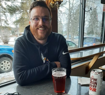 Whistle Stop Pub by null