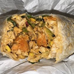 Salad and Go - Southwest Harvest Wrap Minus Tortilla Strips Plus Red Peppers (Seasonal)