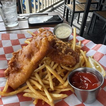 Boathouse Bar & Grill - Fish and chips - Seafood Near Me - Athens, Texas Boathouse Bar & Grill - Fish and chips - Seafood Near Me - Athens, Texas