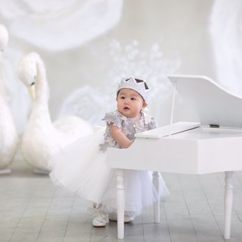 White Photo Studio - Event Photography Near Me - Fullerton, California White Photo Studio - Event Photography Near Me - Fullerton, California
