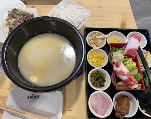 Ten Seconds Yunnan Rice Noodle by null