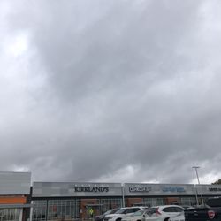 Kirkland's - Outside