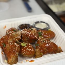 Jenny's Grill - Super crunch and light korean fried chicken wings with Gochujang Buffalo sauce.