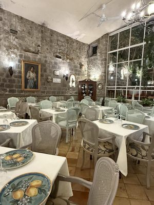 O'Parrucchiano La Favorita by null