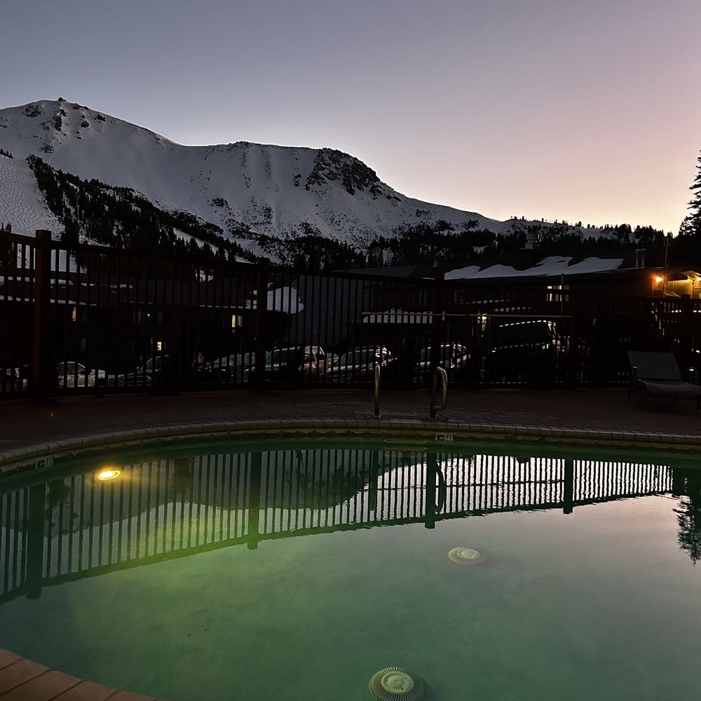 Mammoth Mountain Inn - Ski Resorts Near Me - Mammoth Lakes, California Mammoth Mountain Inn - Ski Resorts Near Me - Mammoth Lakes, California