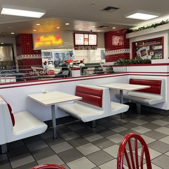 In-N-Out Burger - Fast Food Near Me - Seal Beach, California In-N-Out Burger - Fast Food Near Me - Seal Beach, California