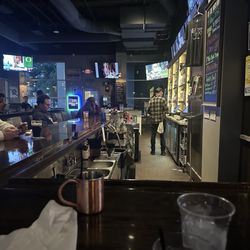 LJ's Sports Tavern & Grill