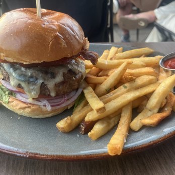 7 Mile Kitchen - New American Near Me - Carlsbad, California 7 Mile Kitchen - New American Near Me - Carlsbad, California