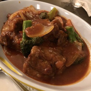 金壘餐廳 - Wagyu Ox Tail in Red Wine - Wine Bars Near Me - Hong Kong, HK