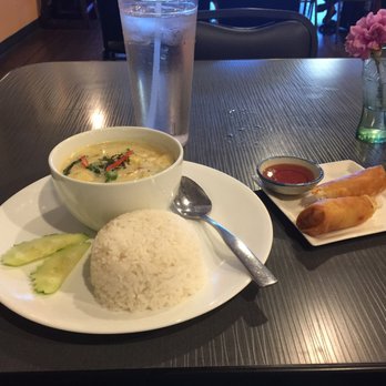 Thai Mint - Green curry chicken lunch - Thai Near Me - Colorado Springs, Colorado Thai Mint - Green curry chicken lunch - Thai Near Me - Colorado Springs, Colorado