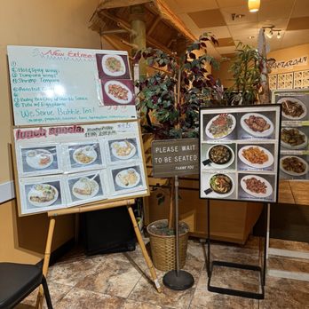 Classic Saigon - Vietnamese Near Me - Eagan, Minnesota