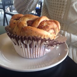 Wayne's Coffee - Kanelbolle!